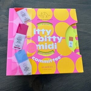 Drunk Elephant Itty Bitty Midi Committee Set